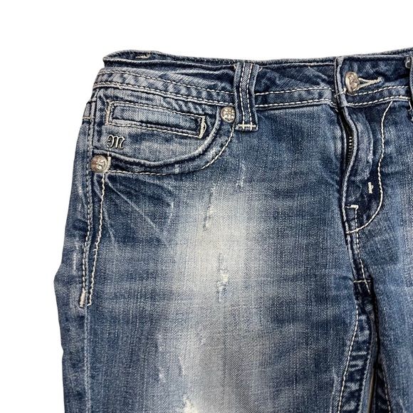 Miss Me Bermuda Denim Shorts with Peace Sign Detailing - Picture 3 of 15